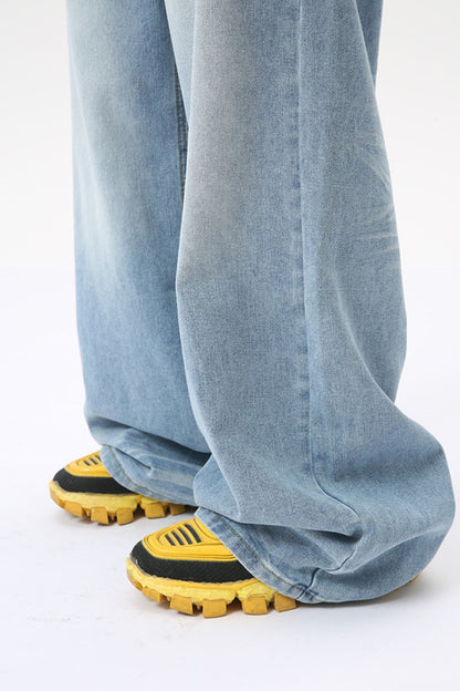 Wide Leg Jeans with Pockets