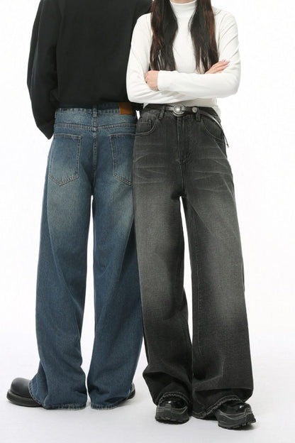 Wide Leg Pocketed Jeans