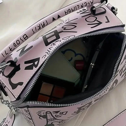 Graffiti Trendy Chain Crossbody Bag for Women