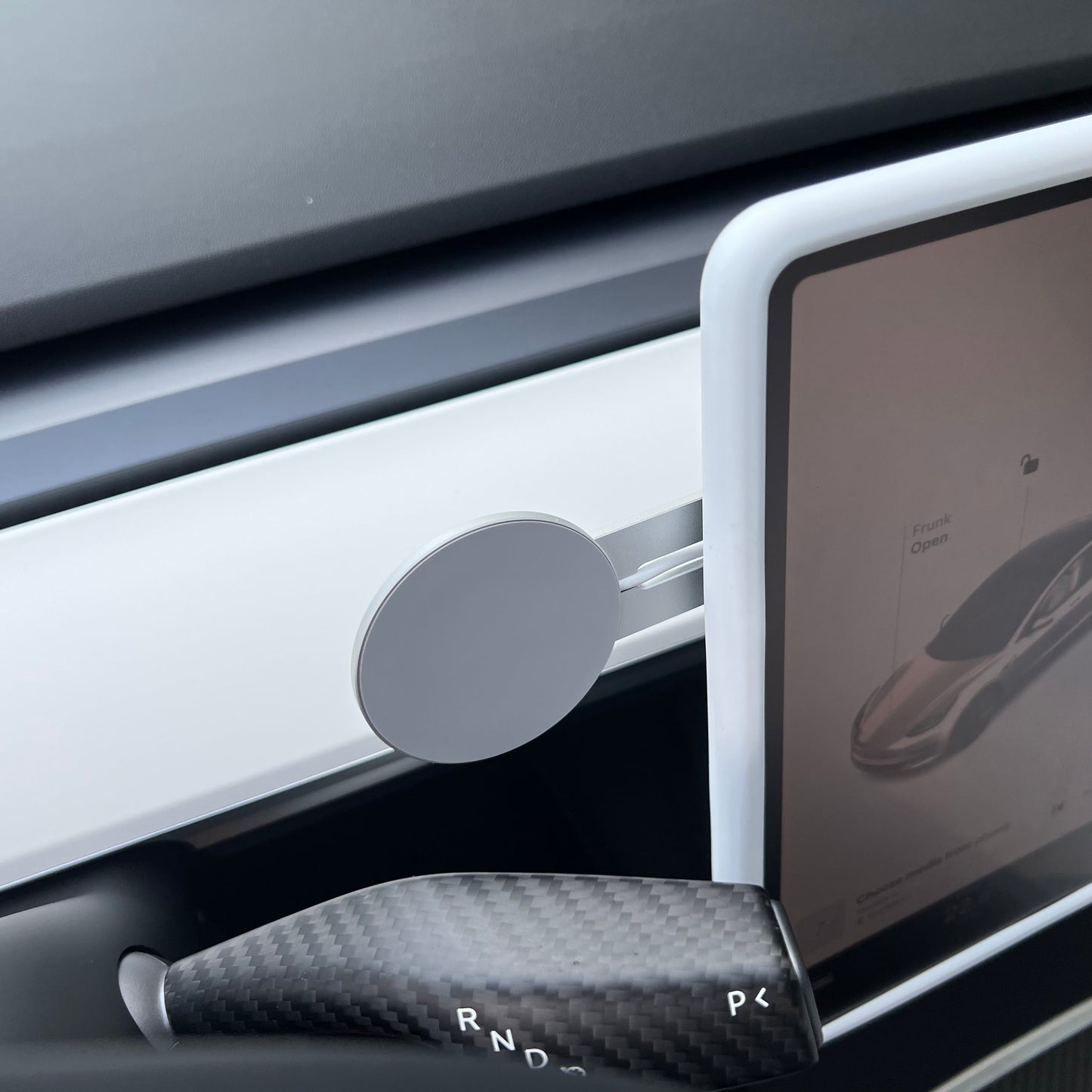 TESERY Wireless Magsafe Mount for Tesla Model 3/Y/S/X/Cybertruck